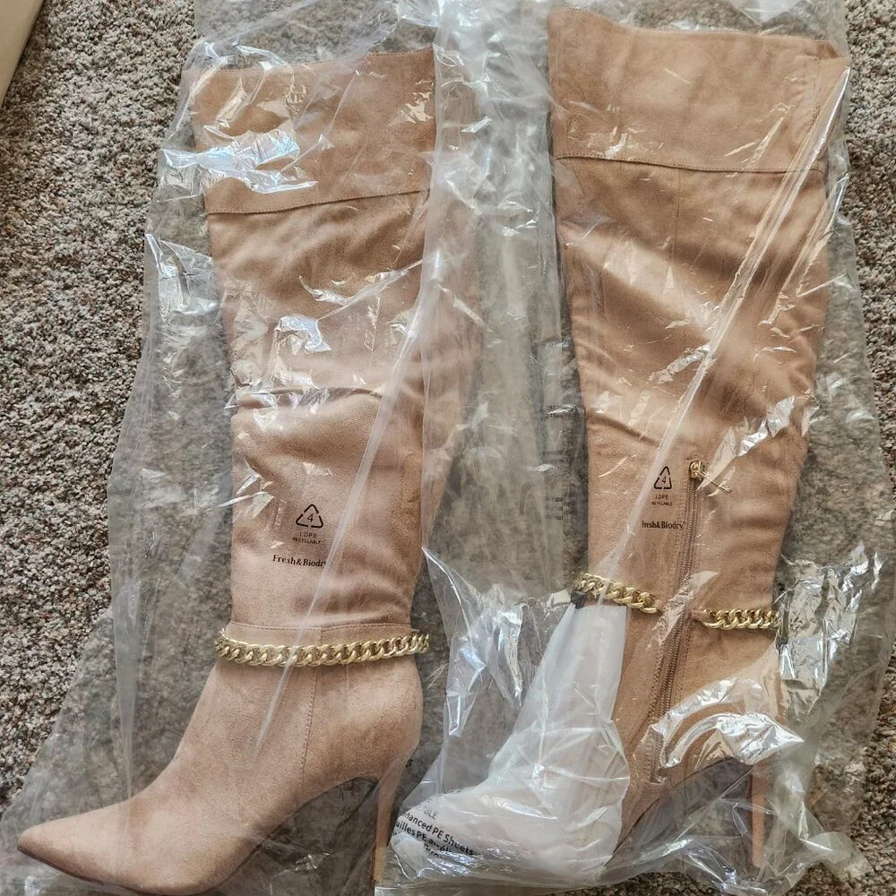 Jessica Simpson Tan 